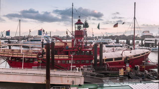 Port of Hamburg Hyperlapse from day to night