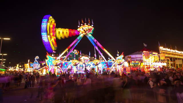 Panning Shot Oktoberfest