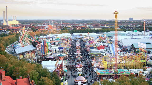 Oktoberfest Visitors