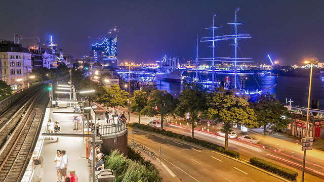 Port of Hamburg Blue Port Time Lapse