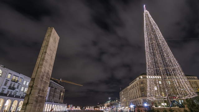 Hamburg Christmas Market Pan and Tilt Time Lapse