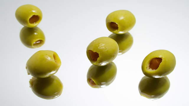 Olives Mould Timelapse 4K