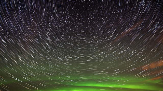 Iceland Startrails and Aurora 6k