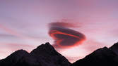 Time lapse clip - A heart shapes Lenticularis cloud