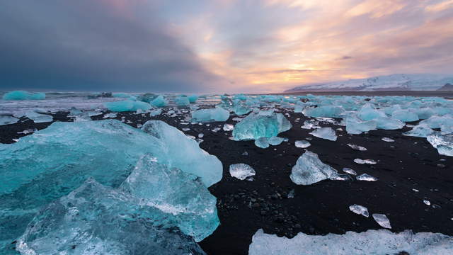 Colorful Time-Lapse Video Iceland Sunset