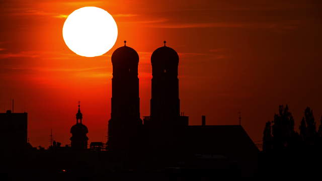 Sunset Frauenkirche 6K