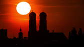 Time lapse clip - Sunset Frauenkirche 6K