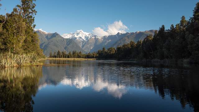 Matheson Lake - New Zealand 4K