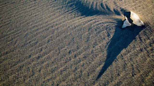 4K Video Loop - Iceland Sand