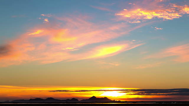 4K Video Loop - Sunset Iceland