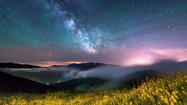 4K Video Loop - Milky Way Alps