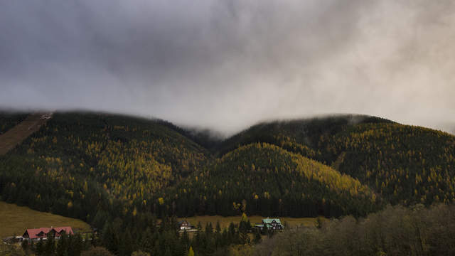 Clouds and plays of light