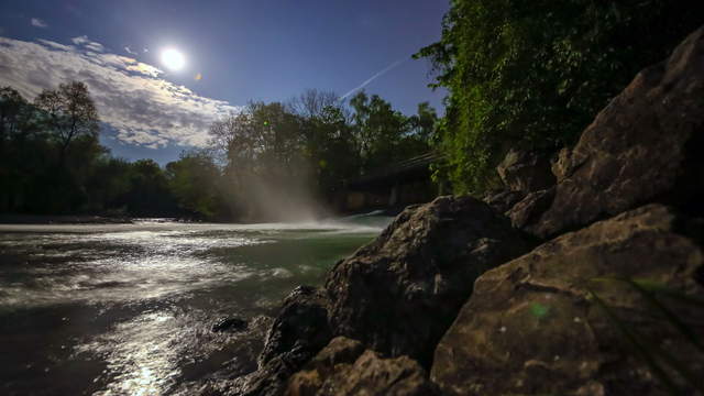 Moon at River Isar