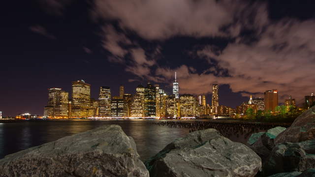 NY Skyline from Brooklyn Bridge Park