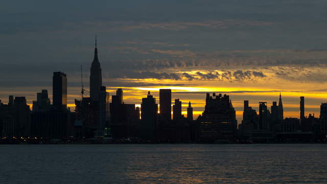 Sunrise NYC Skyline Zoom