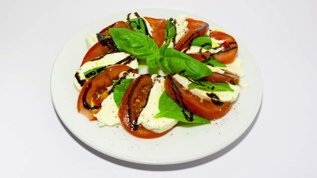 Mozzarella Tomato