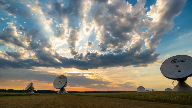 Sun Set Satellite Station