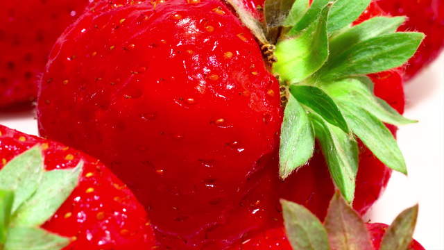 Strawberries Turntable Macro