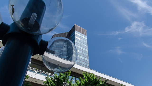 Ludwigshafen Townhall Center Hyperlapse 4K