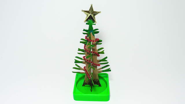 Magic Christmas Tree